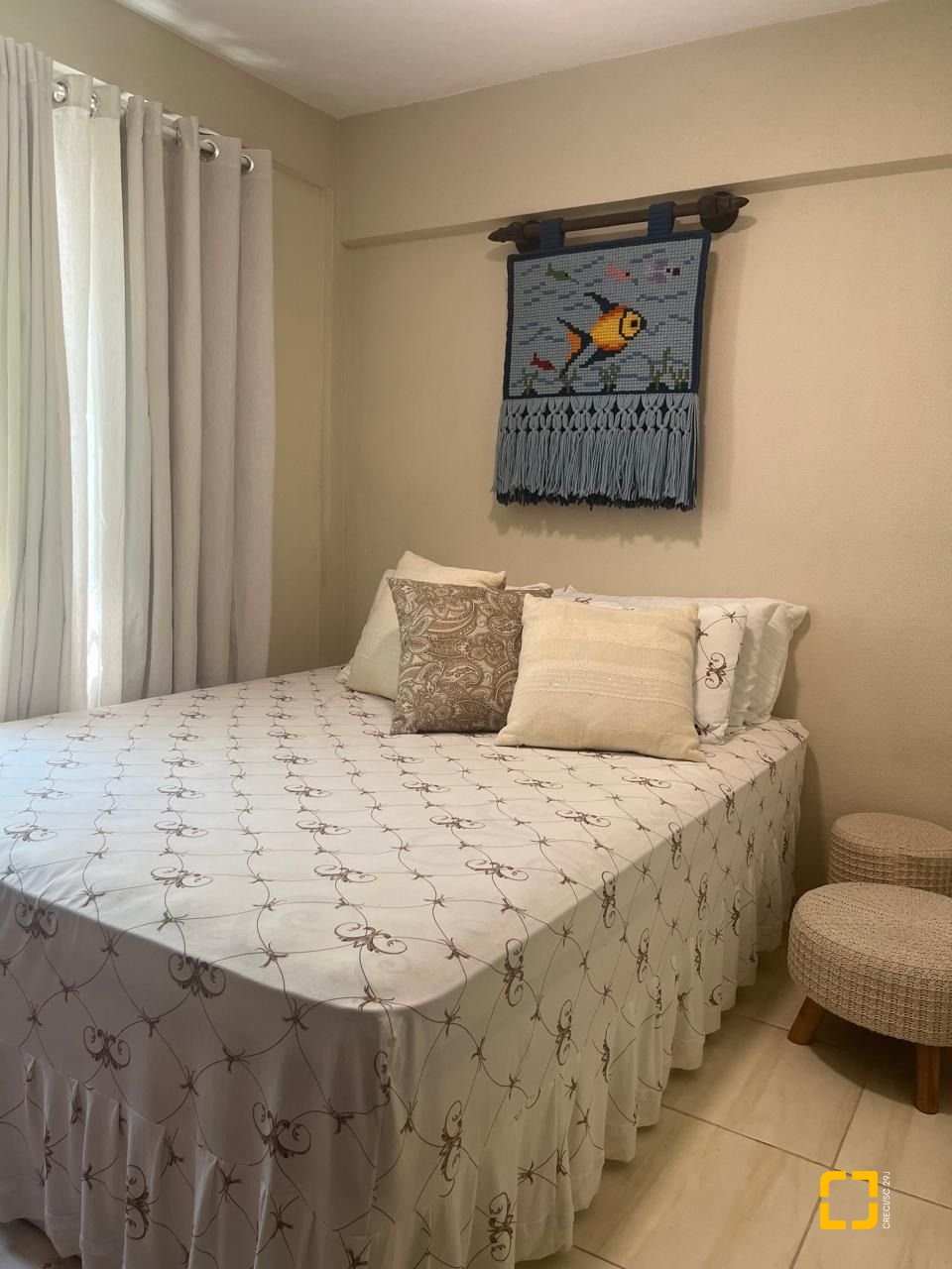 Casa com 300m², 3 quartos (sendo 1 suíte), 5 garagens, no bairro Bom Abrigo em Florianópolis