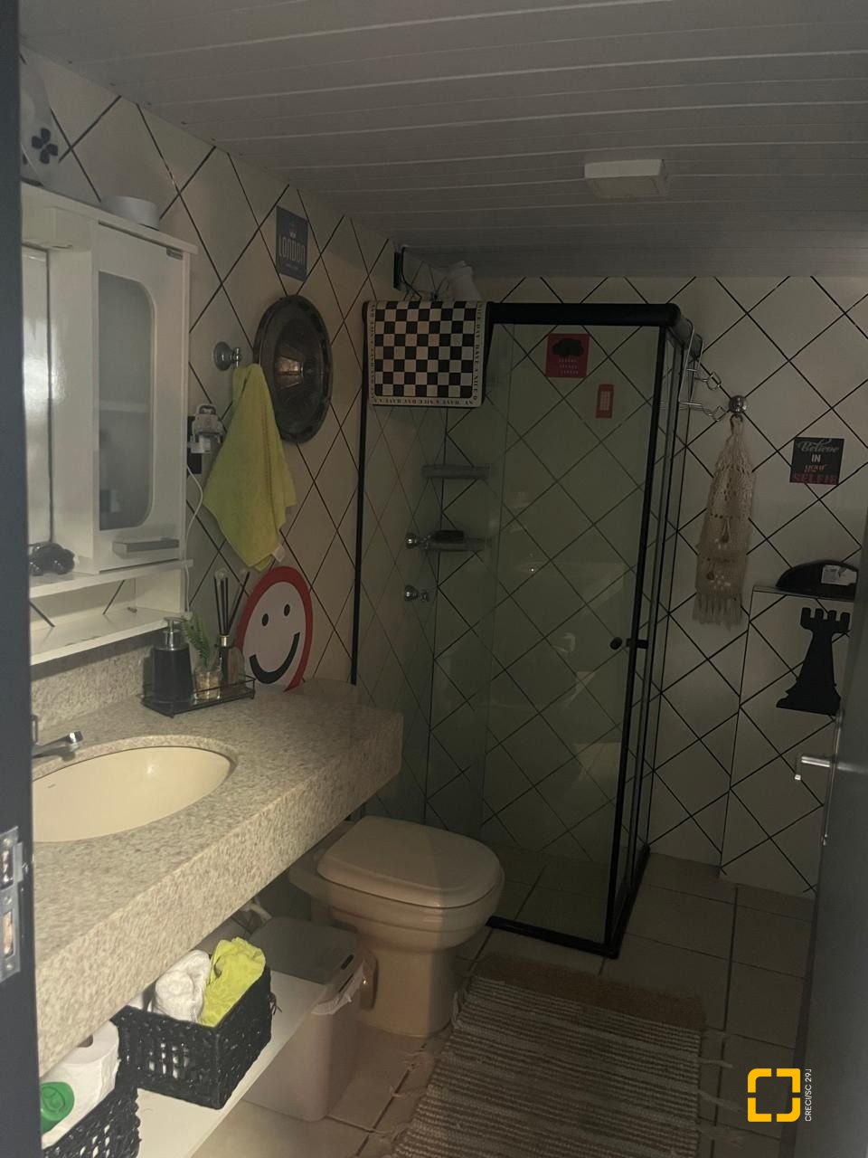Casa com 300m², 3 quartos (sendo 1 suíte), 5 garagens, no bairro Bom Abrigo em Florianópolis