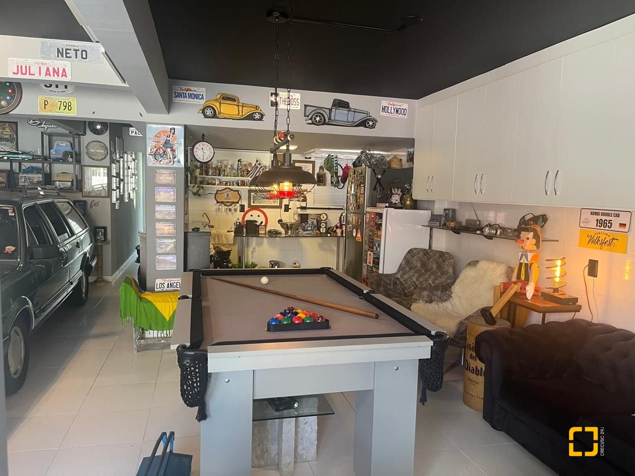 Casa com 300m², 3 quartos (sendo 1 suíte), 5 garagens, no bairro Bom Abrigo em Florianópolis