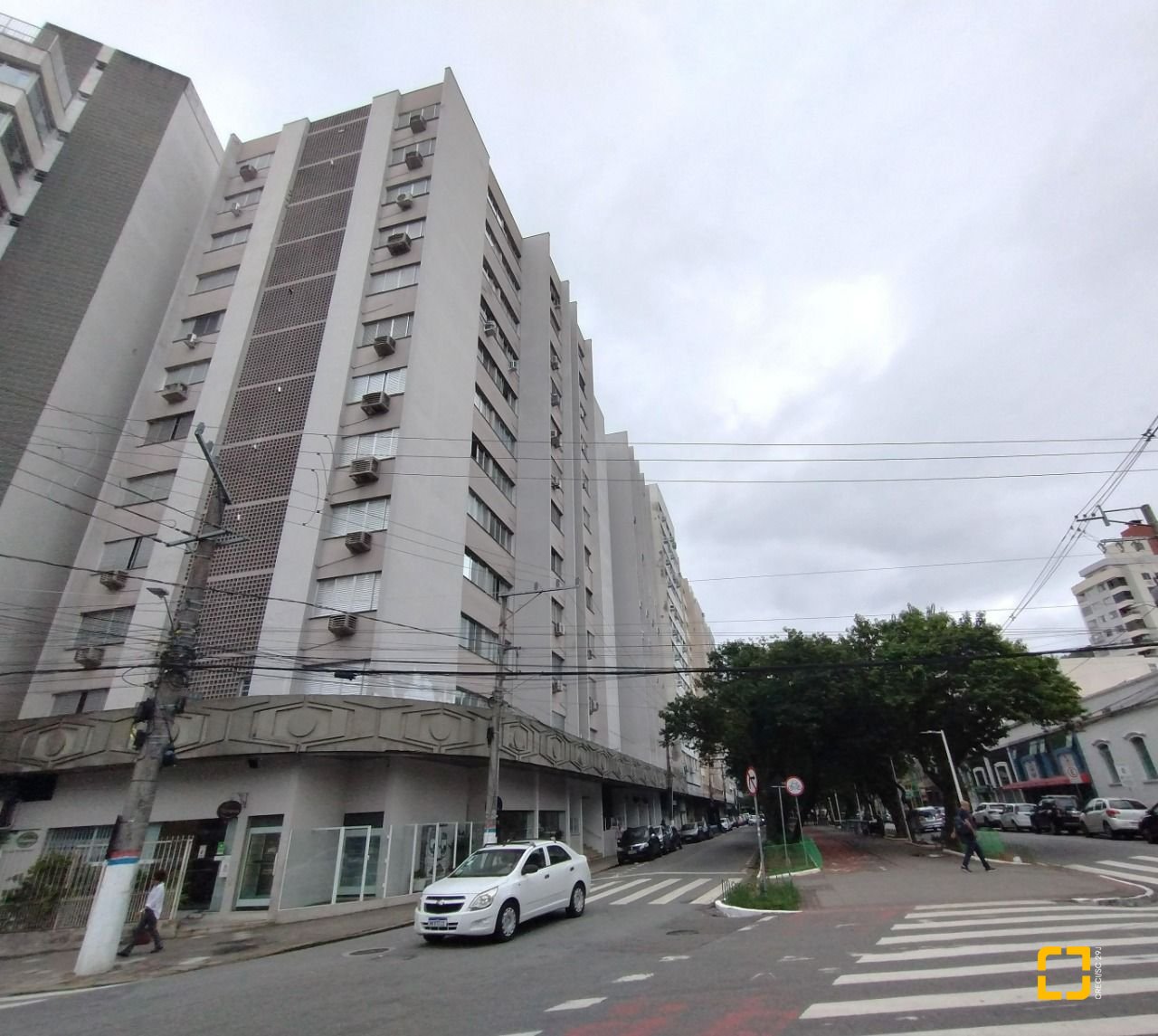 Apartamento com 51m², 1 quarto, 1 garagem, no bairro Centro em Florianópolis