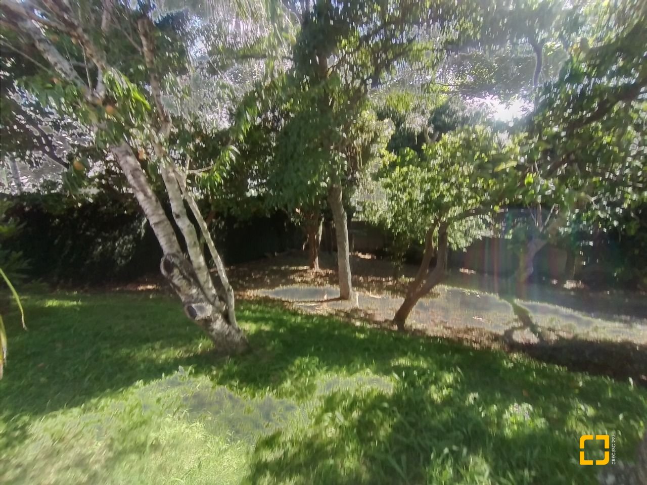 Casa com 270m², 4 quartos (sendo 4 suítes), 2 garagens, no bairro Coqueiros em Florianópolis
