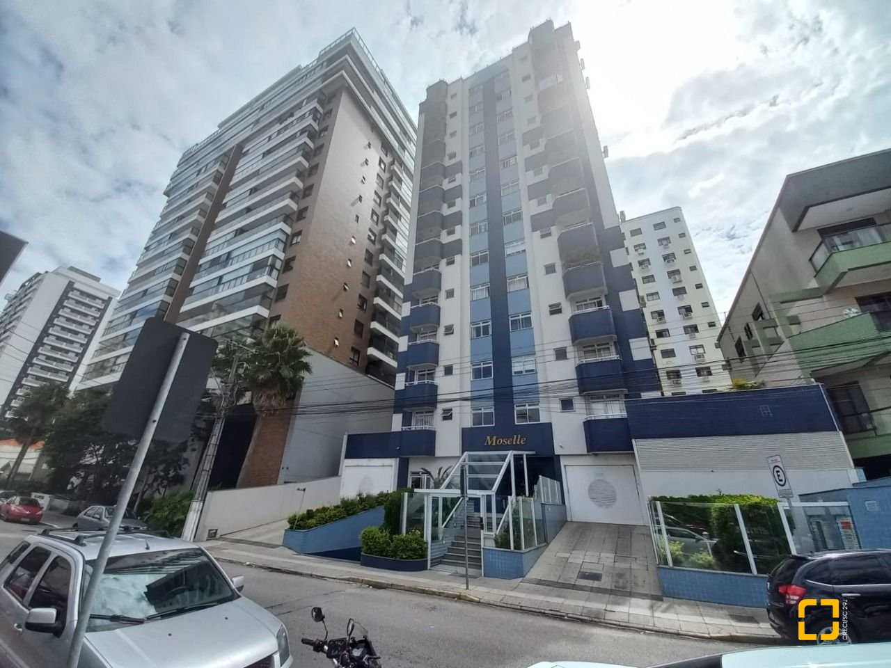 Apartamento com 144m², 2 quartos (sendo 1 suíte), 1 garagem, no bairro Campinas em São José