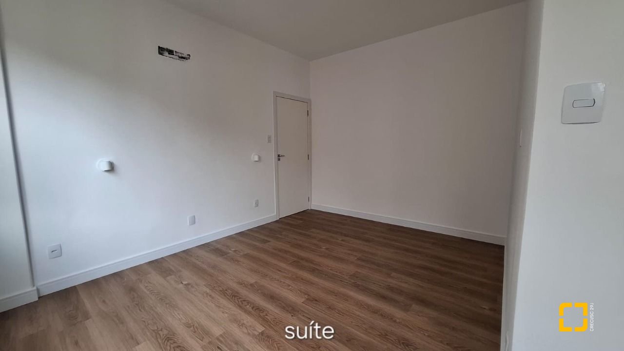 Apartamento com 87m², 3 quartos (sendo 1 suíte), 1 garagem, no bairro Centro em Florianópolis