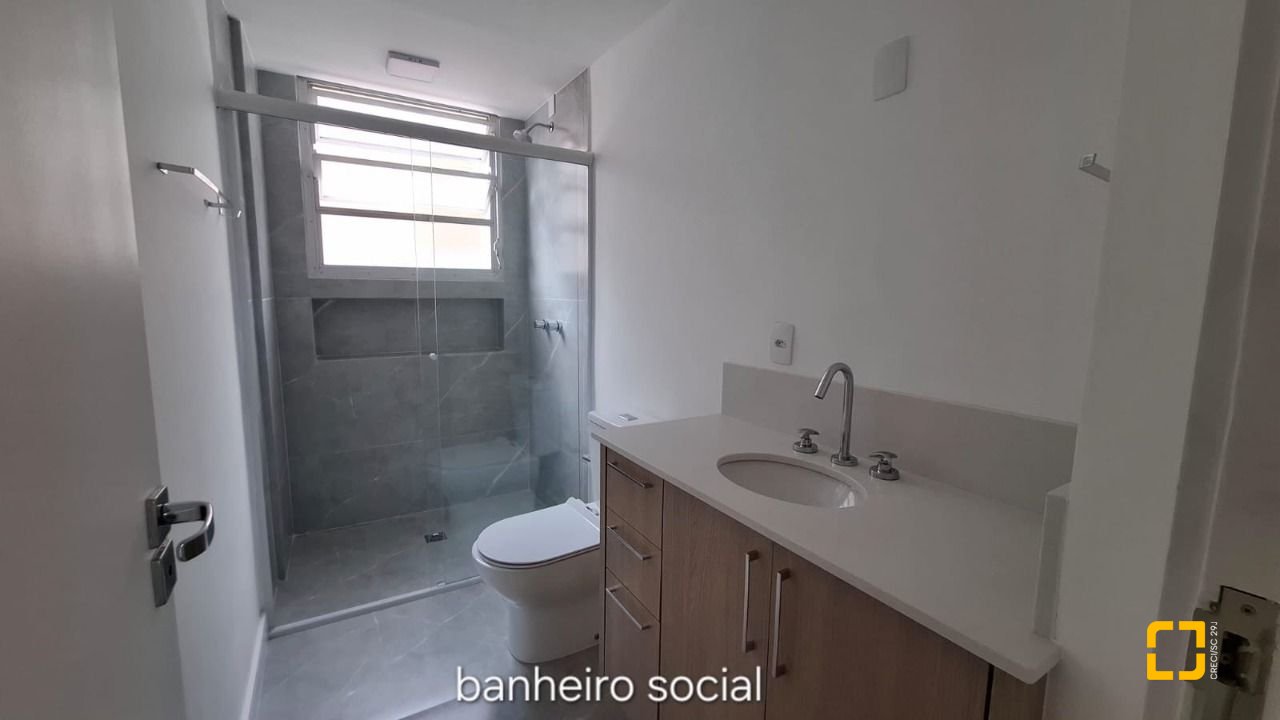 Apartamento com 87m², 3 quartos (sendo 1 suíte), 1 garagem, no bairro Centro em Florianópolis