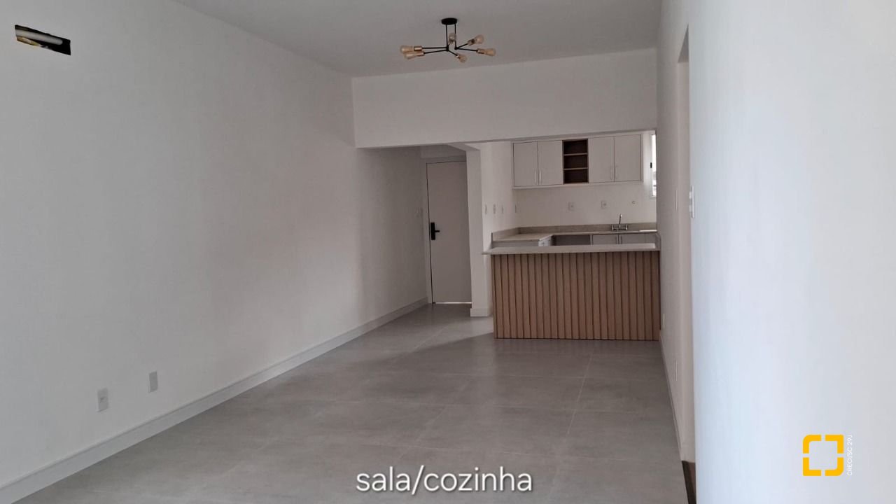 Apartamento com 87m², 3 quartos (sendo 1 suíte), 1 garagem, no bairro Centro em Florianópolis