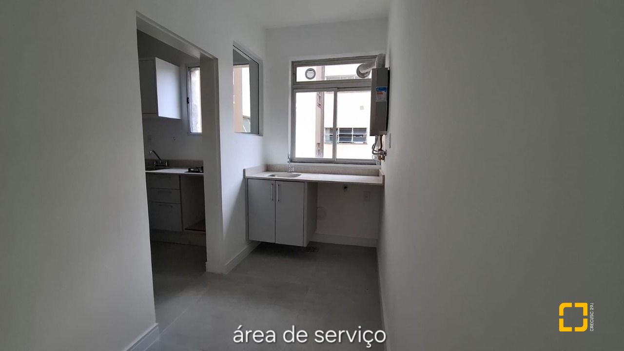 Apartamento com 87m², 3 quartos (sendo 1 suíte), 1 garagem, no bairro Centro em Florianópolis