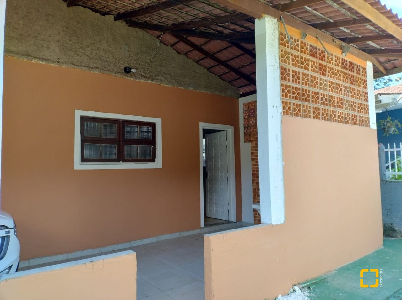 Casa com 100m², 3 quartos, 5 garagens, no bairro Ratones em Florianópolis
