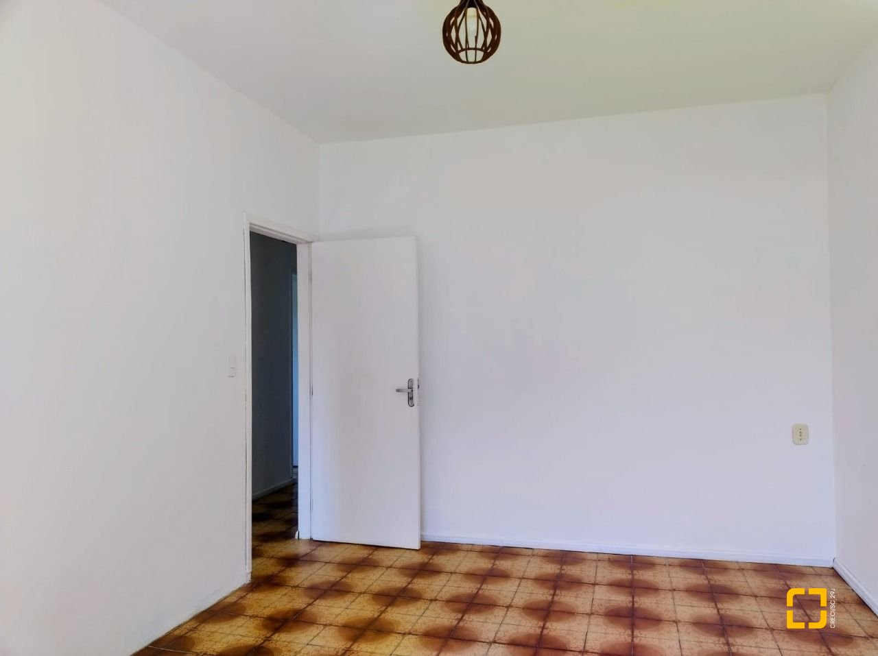 Casa com 100m², 3 quartos, 5 garagens, no bairro Ratones em Florianópolis
