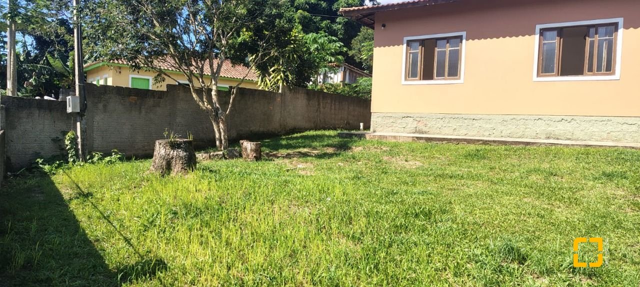 Casa com 100m², 3 quartos, 5 garagens, no bairro Ratones em Florianópolis