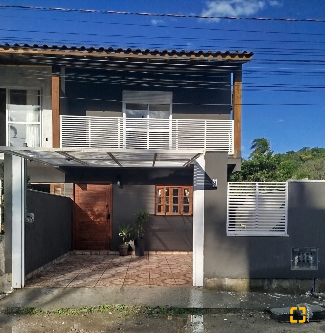 Casa com 114m², 4 quartos (sendo 1 suíte), 1 garagem, no bairro Campeche em Florianópolis
