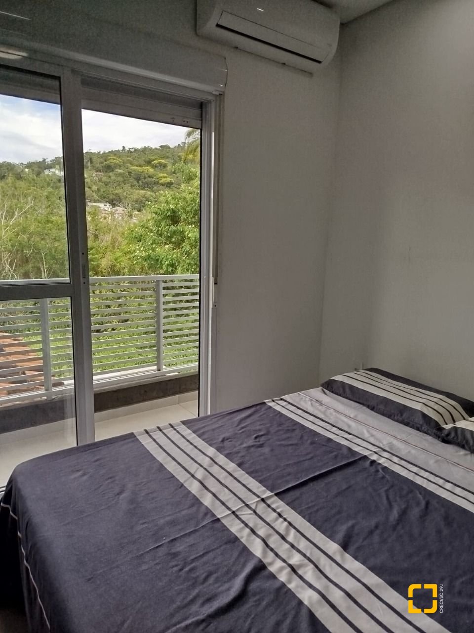 Casa com 114m², 4 quartos (sendo 1 suíte), 1 garagem, no bairro Campeche em Florianópolis