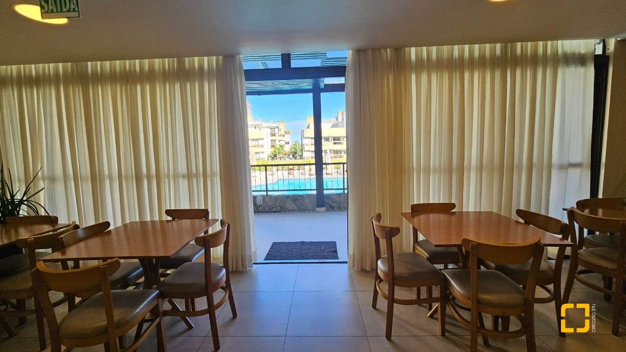 Cobertura com 183m², 3 quartos (sendo 1 suíte), 2 garagens, no bairro João Paulo em Florianópolis