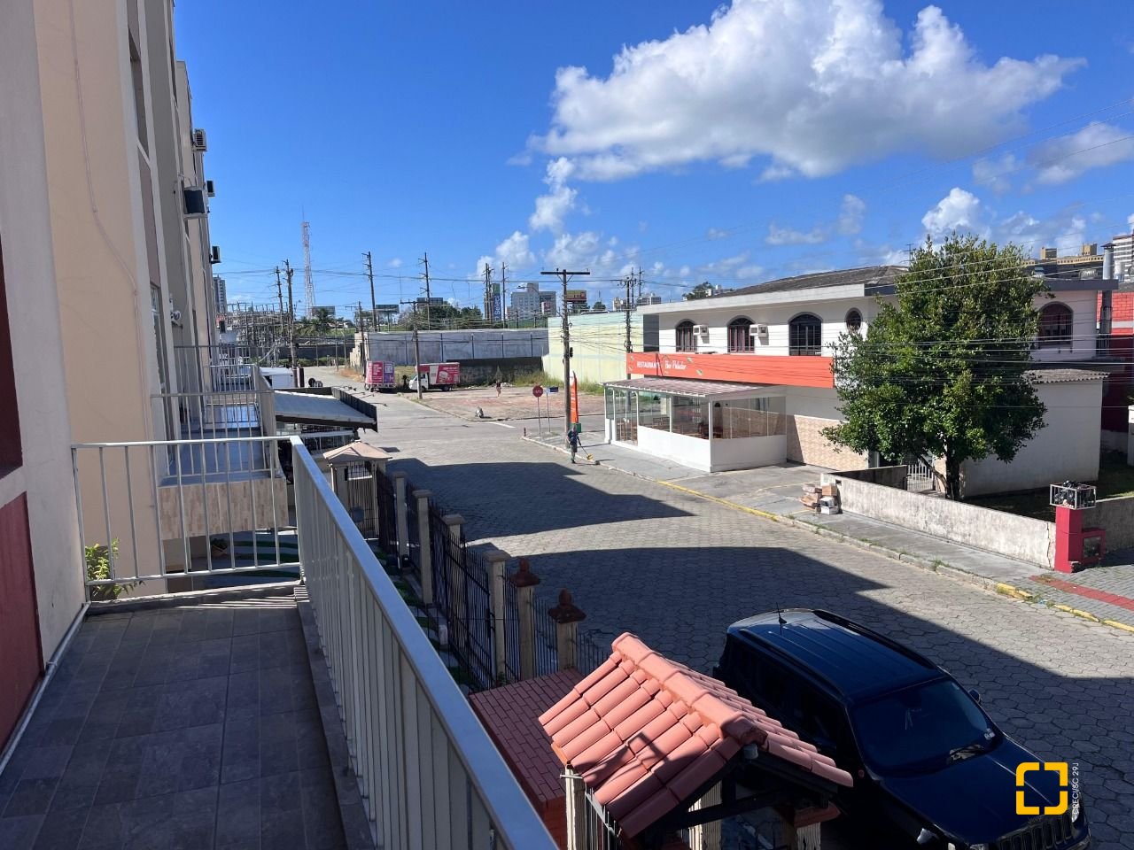 Apartamento com 54m², 2 quartos, 1 garagem, no bairro Roçado em São José