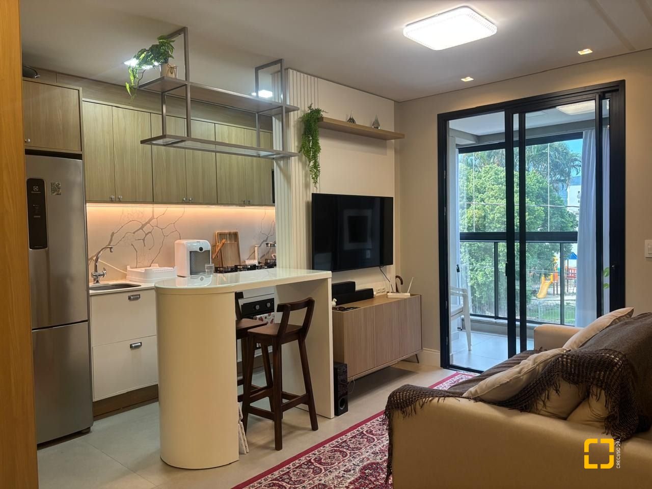 Apartamento com 68m², 3 quartos (sendo 1 suíte), 1 garagem, no bairro Trindade em Florianópolis