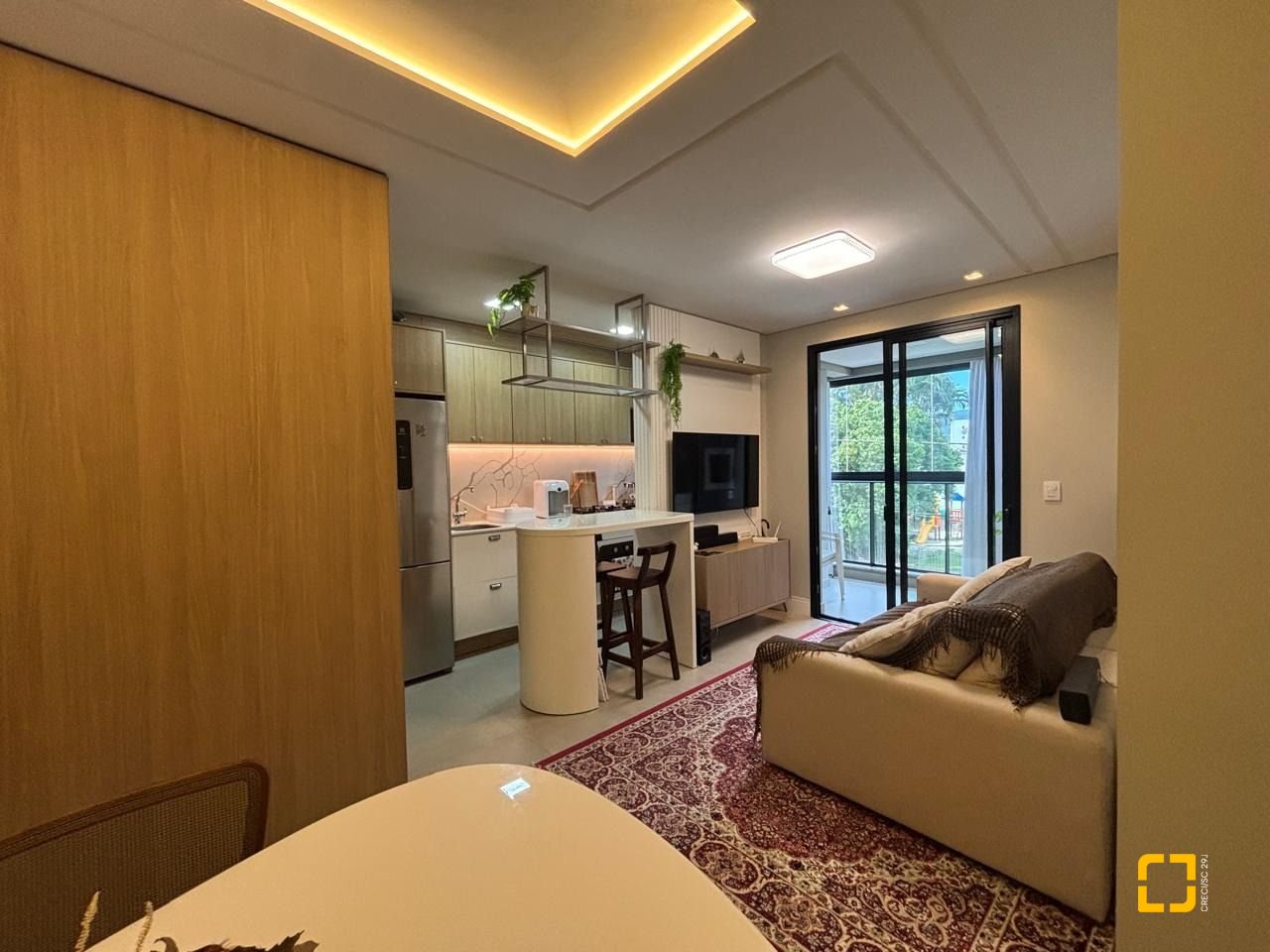 Apartamento com 68m², 3 quartos (sendo 1 suíte), 1 garagem, no bairro Trindade em Florianópolis