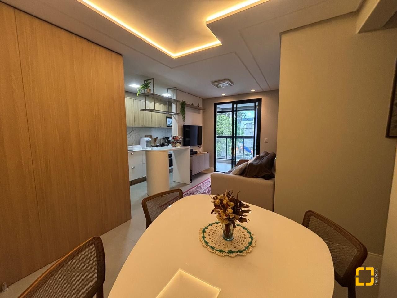 Apartamento com 68m², 3 quartos (sendo 1 suíte), 1 garagem, no bairro Trindade em Florianópolis