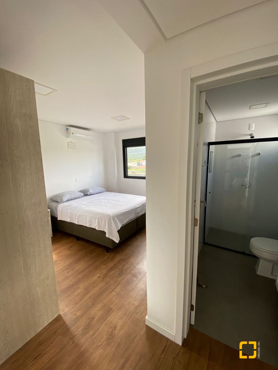 Casa com 164m², 5 quartos (sendo 2 suítes), 2 garagens, no bairro Ingleses em Florianópolis