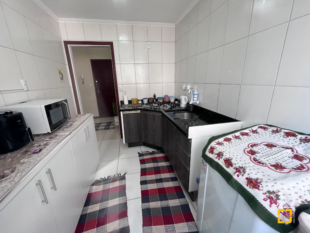 Apartamento com 56m², 2 quartos, no bairro Roçado em São José