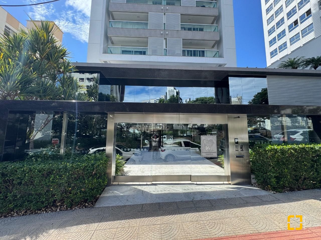 Studio com 52m², 1 quarto, 2 garagens, no bairro Centro em Florianópolis