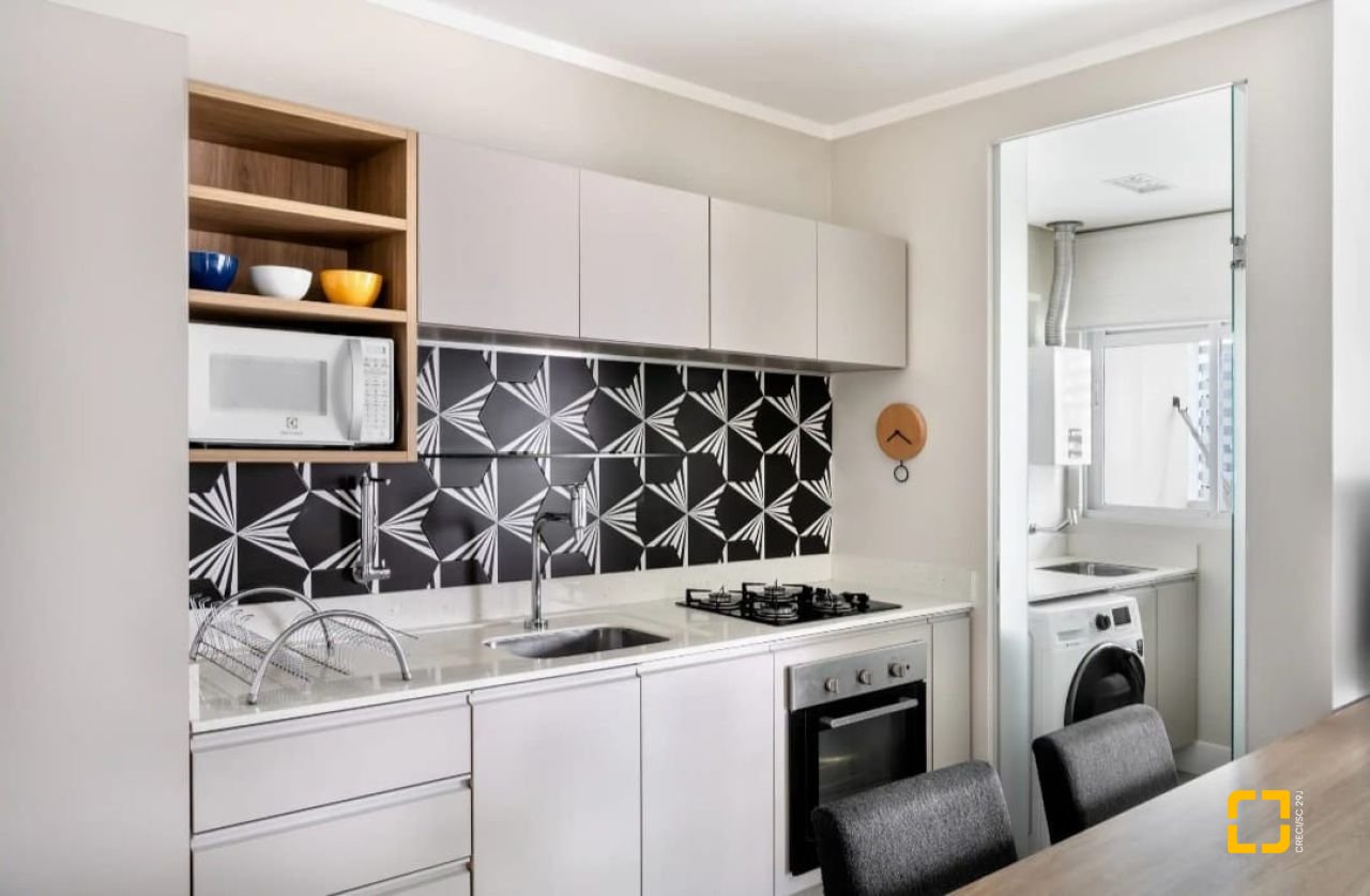 Studio com 52m², 1 quarto, 2 garagens, no bairro Centro em Florianópolis