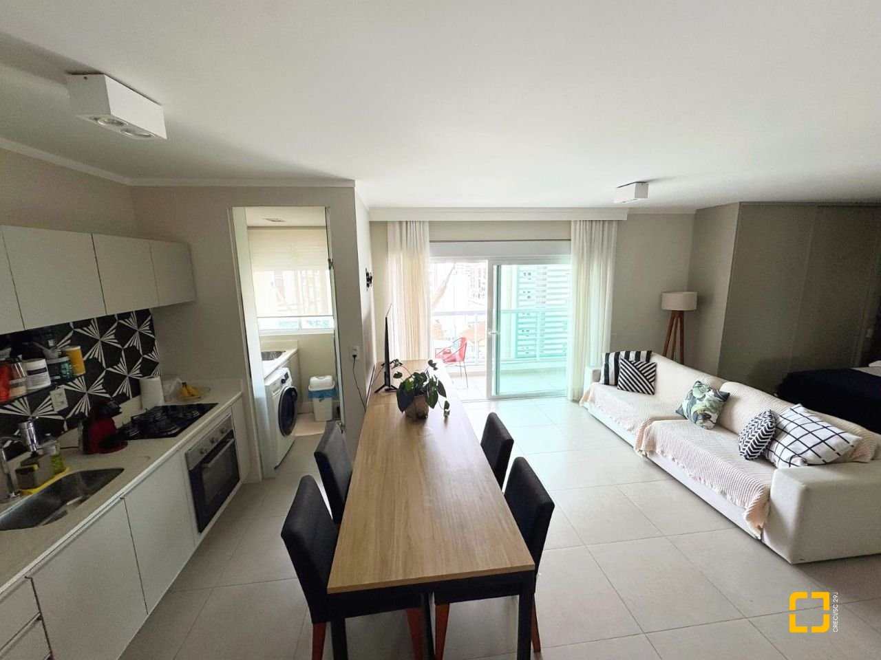 Studio com 52m², 1 quarto, 2 garagens, no bairro Centro em Florianópolis