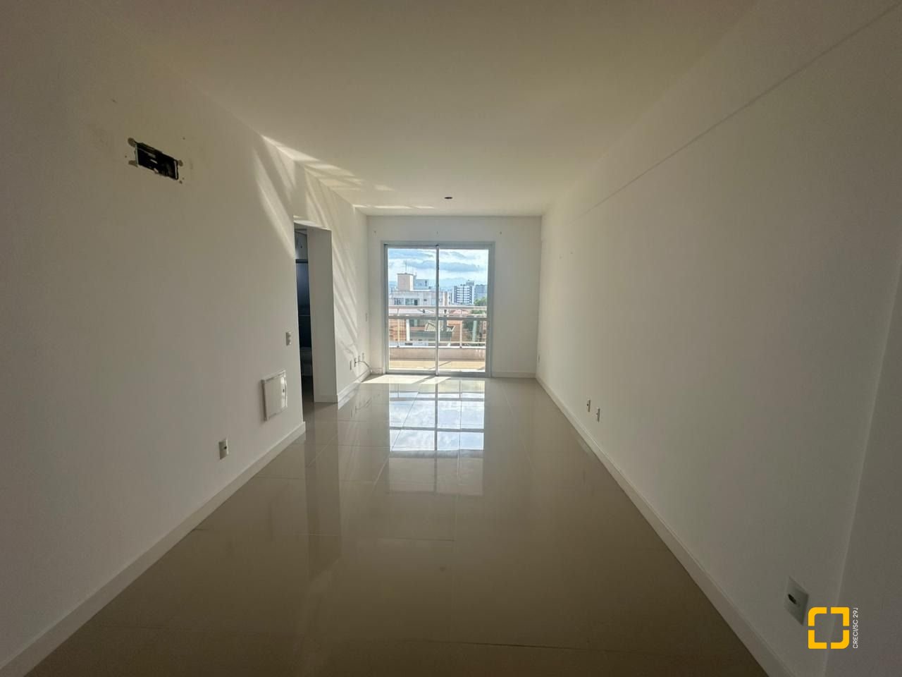 Apartamento com 70m², 3 quartos (sendo 1 suíte), 2 garagens, no bairro Estreito em Florianópolis