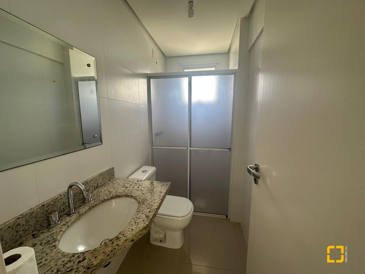 Apartamento com 70m², 3 quartos (sendo 1 suíte), 2 garagens, no bairro Estreito em Florianópolis