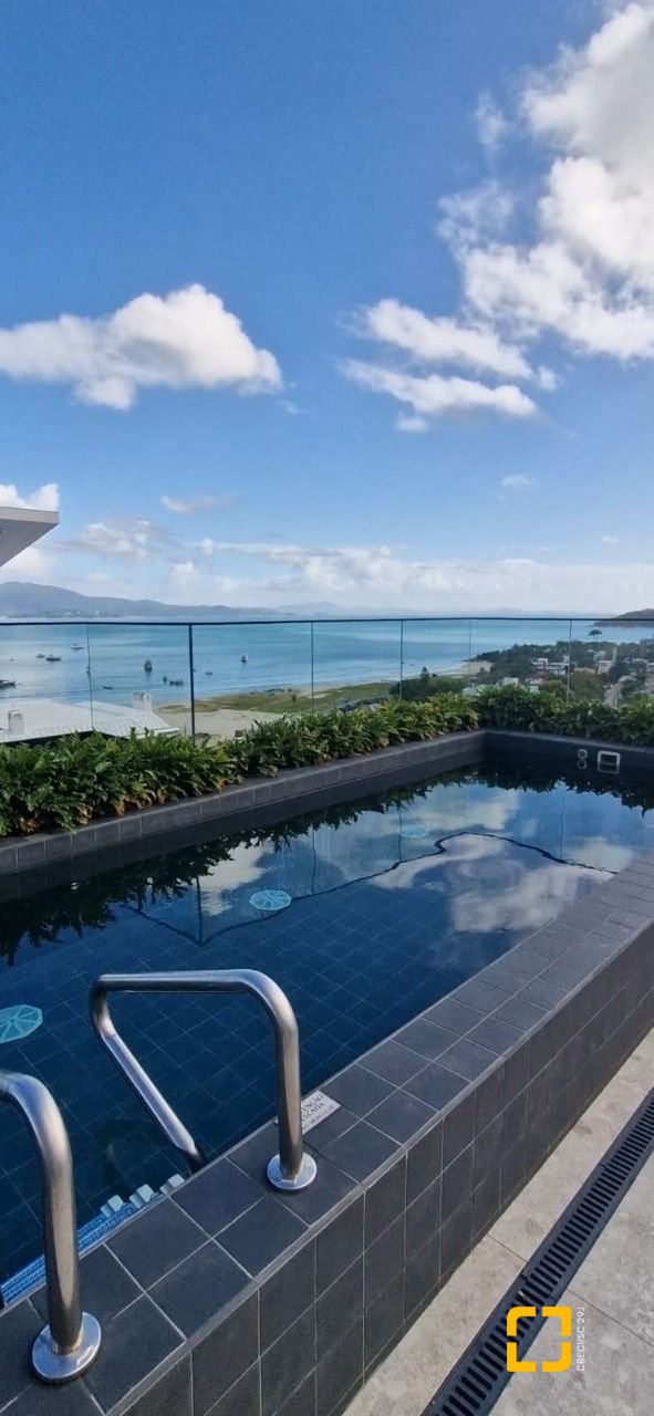 Apartamento com 53m², 2 quartos (sendo 1 suíte), 1 garagem, no bairro Jurerê em Florianópolis