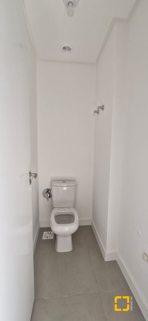 Apartamento com 53m², 2 quartos (sendo 1 suíte), 1 garagem, no bairro Jurerê em Florianópolis