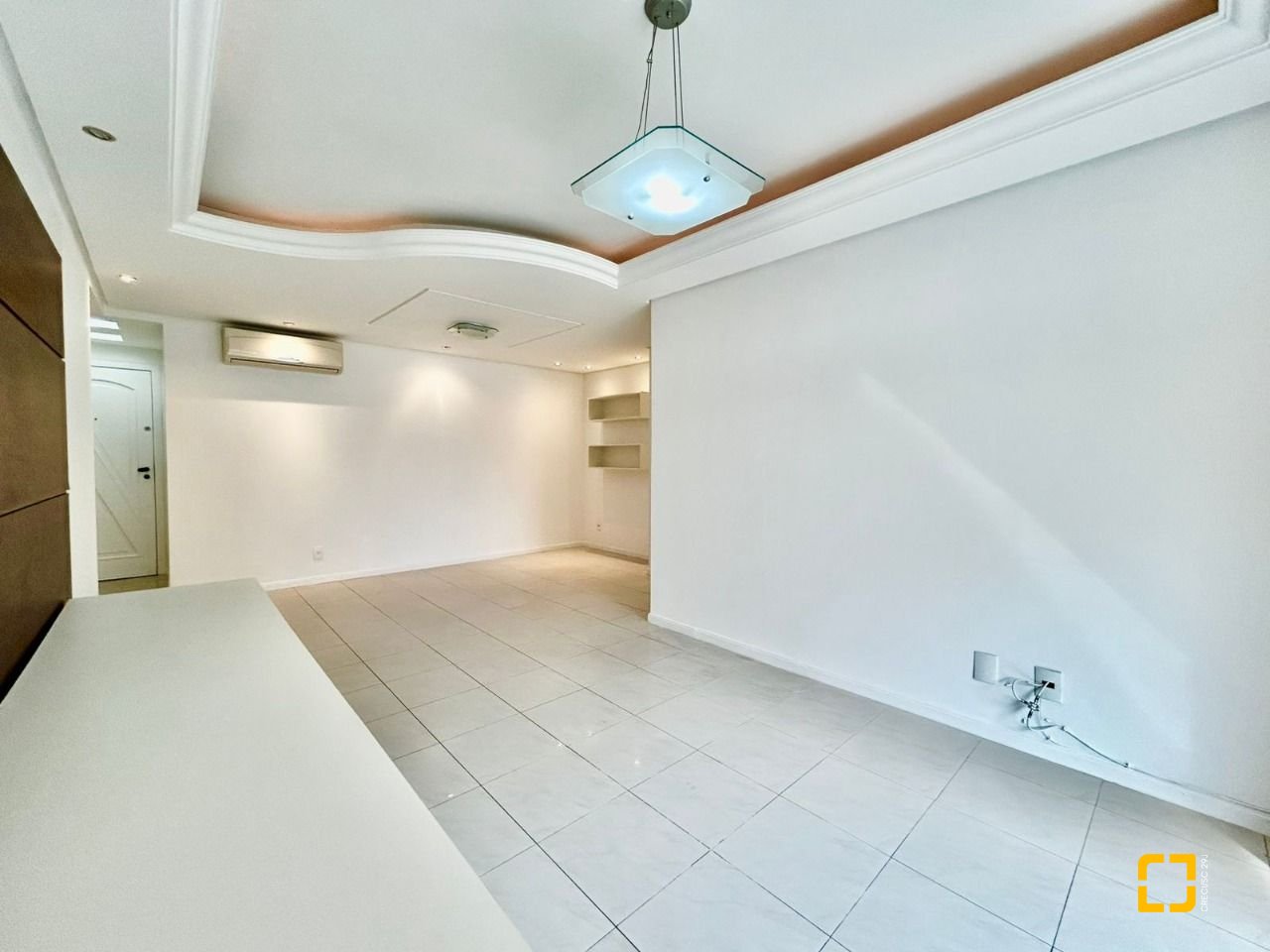 Apartamento com 129m², 4 quartos (sendo 1 suíte), 2 garagens, no bairro Bom Abrigo em Florianópolis