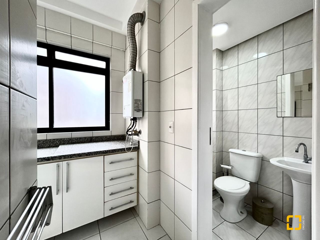 Apartamento com 129m², 4 quartos (sendo 1 suíte), 2 garagens, no bairro Bom Abrigo em Florianópolis