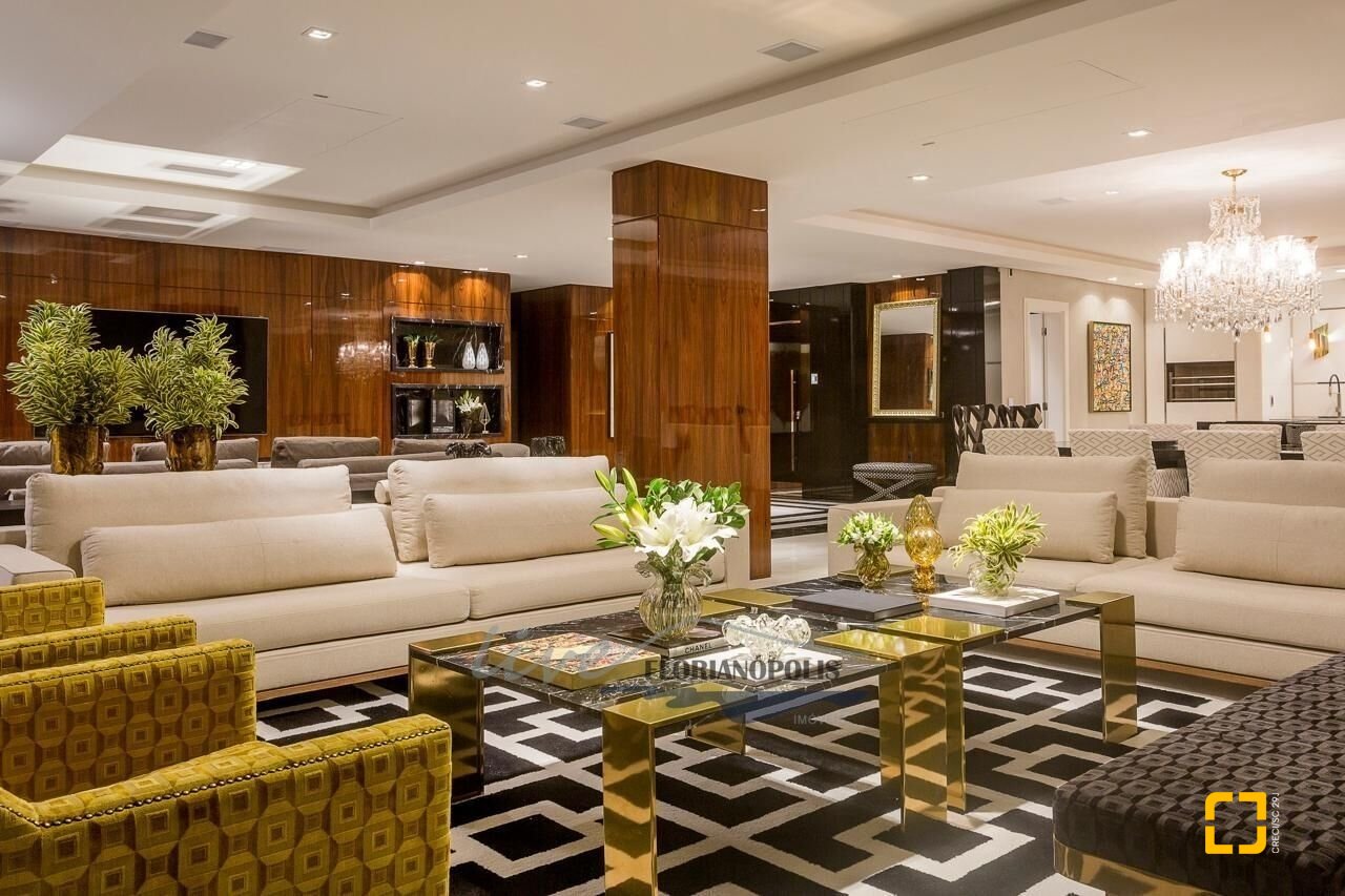 Apartamento com 417m², 3 quartos (sendo 3 suítes), 3 garagens, no bairro Jurerê Internacional em Florianópolis