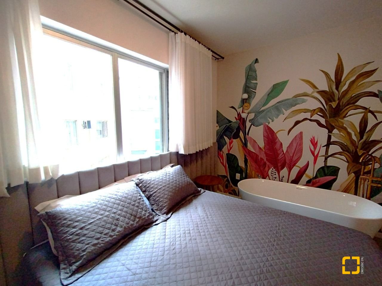 Apartamento com 47m², 1 quarto, 1 garagem, no bairro Centro em Florianópolis