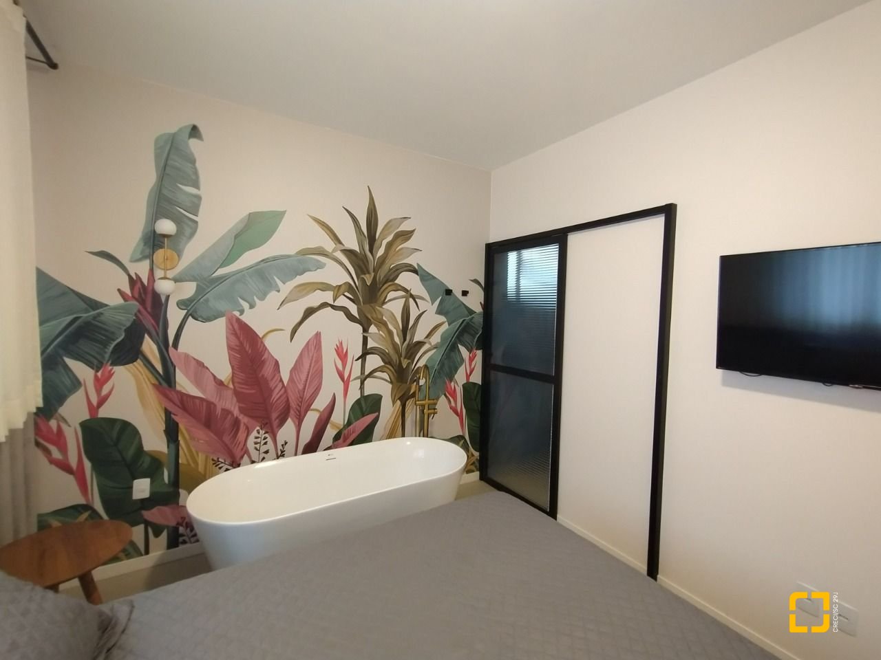 Apartamento com 47m², 1 quarto, 1 garagem, no bairro Centro em Florianópolis