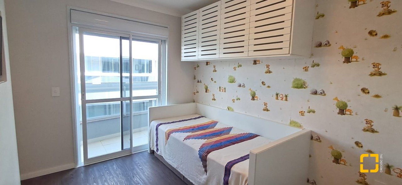 Apartamento com 113m², 4 quartos (sendo 1 suíte), 2 garagens, no bairro Ingleses em Florianópolis