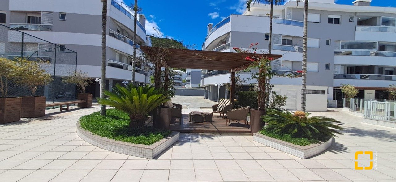 Apartamento com 113m², 4 quartos (sendo 1 suíte), 2 garagens, no bairro Ingleses em Florianópolis