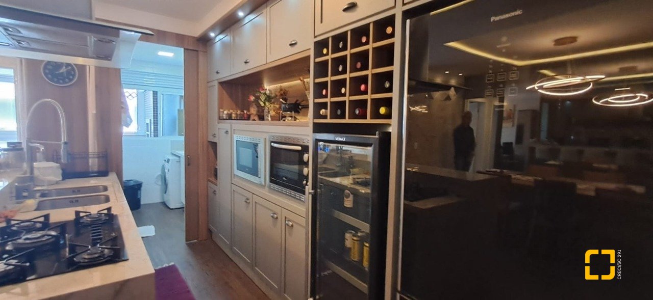 Apartamento com 113m², 4 quartos (sendo 1 suíte), 2 garagens, no bairro Ingleses em Florianópolis