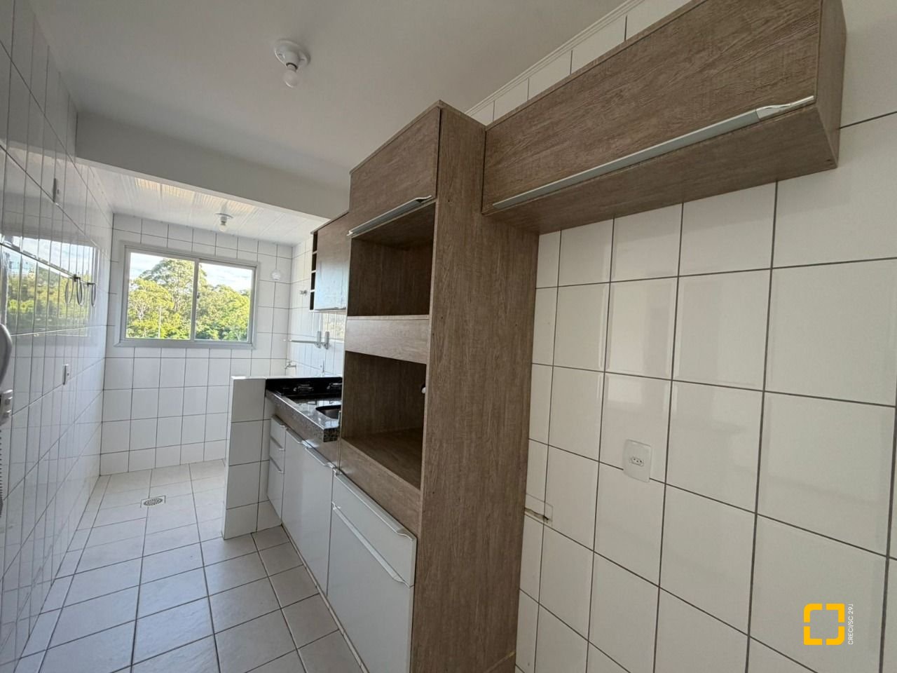 Apartamento com 46m², 1 quarto (sendo 1 suíte), 1 garagem, no bairro Serrinha em Florianópolis