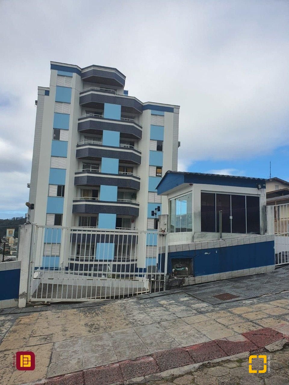 Apartamento com 46m², 1 quarto (sendo 1 suíte), 1 garagem, no bairro Serrinha em Florianópolis