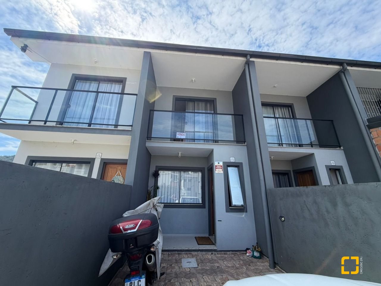 Casa com 74m², 2 quartos, 2 garagens, no bairro Potecas em São José
