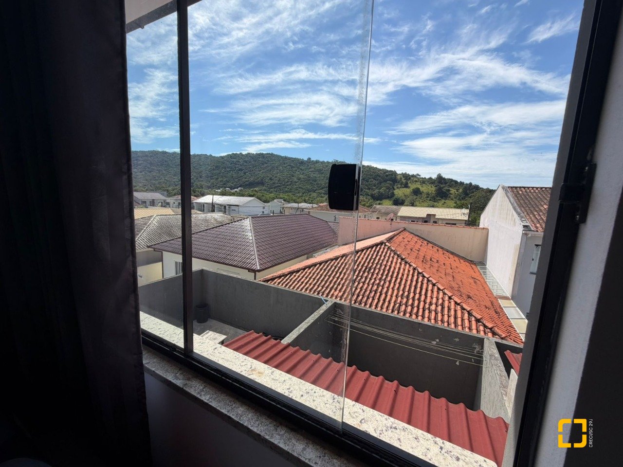Casa com 74m², 2 quartos, 2 garagens, no bairro Potecas em São José
