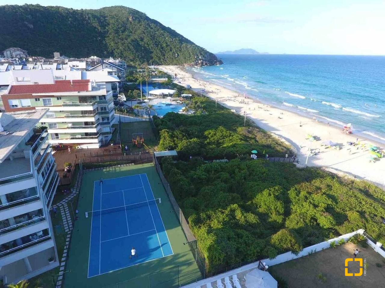 Apartamento com 141m², 4 quartos (sendo 1 suíte), 2 garagens, no bairro Praia Brava em Florianópolis
