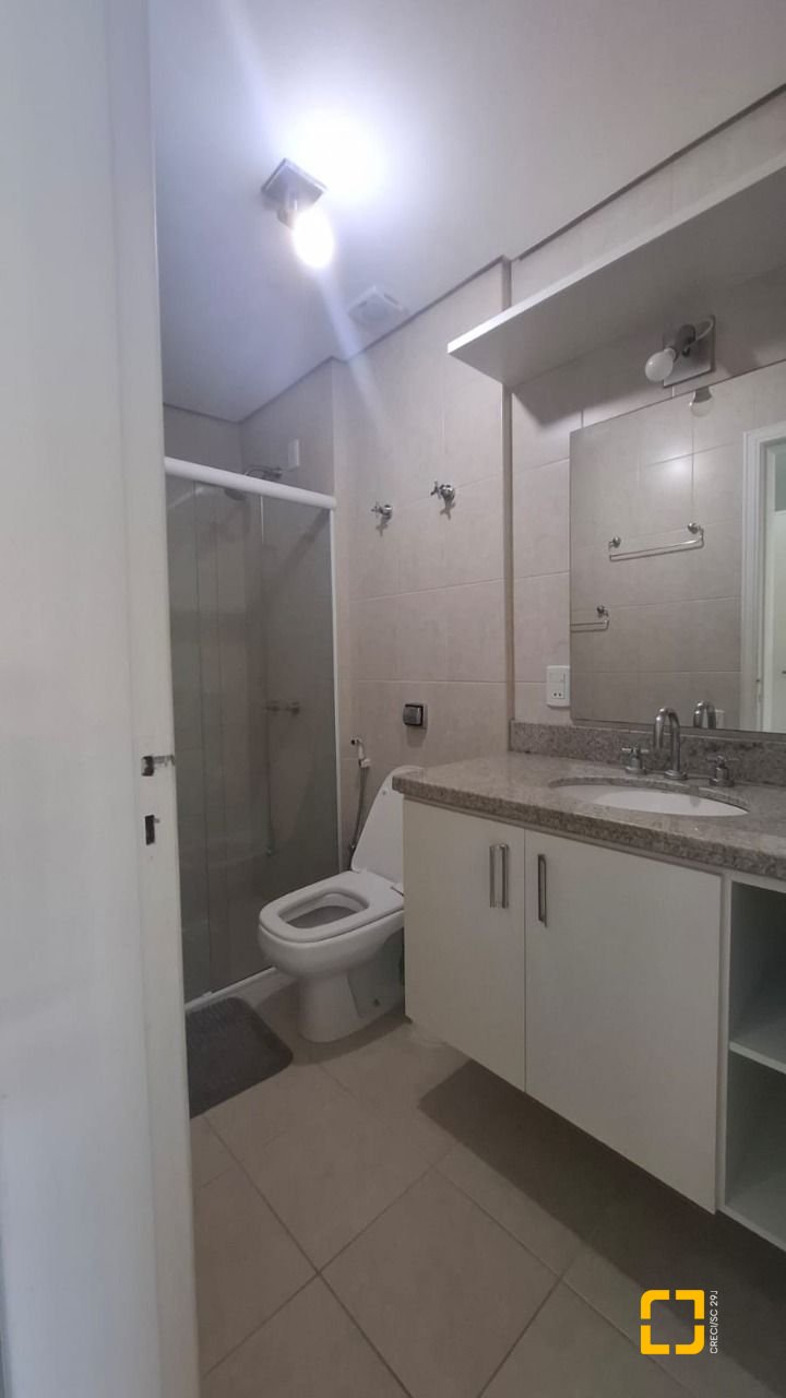 Apartamento com 141m², 4 quartos (sendo 1 suíte), 2 garagens, no bairro Praia Brava em Florianópolis