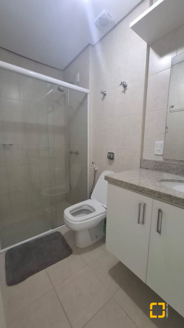 Apartamento com 141m², 4 quartos (sendo 1 suíte), 2 garagens, no bairro Praia Brava em Florianópolis
