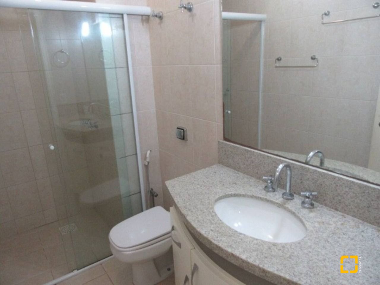 Apartamento com 141m², 4 quartos (sendo 1 suíte), 2 garagens, no bairro Praia Brava em Florianópolis