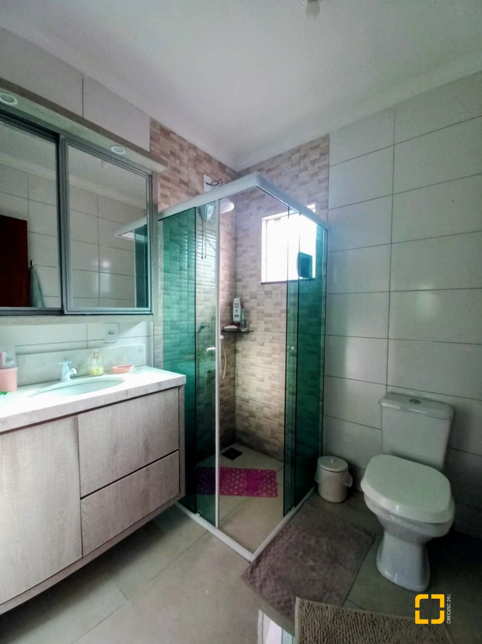 Casa com 143m², 4 quartos (sendo 1 suíte), 1 garagem, no bairro Ingleses em Florianópolis