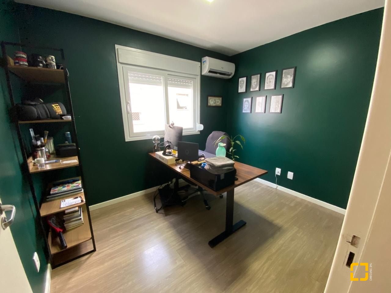 Casa com 102m², 4 quartos (sendo 1 suíte), 2 garagens, no bairro Ribeirão da Ilha em Florianópolis