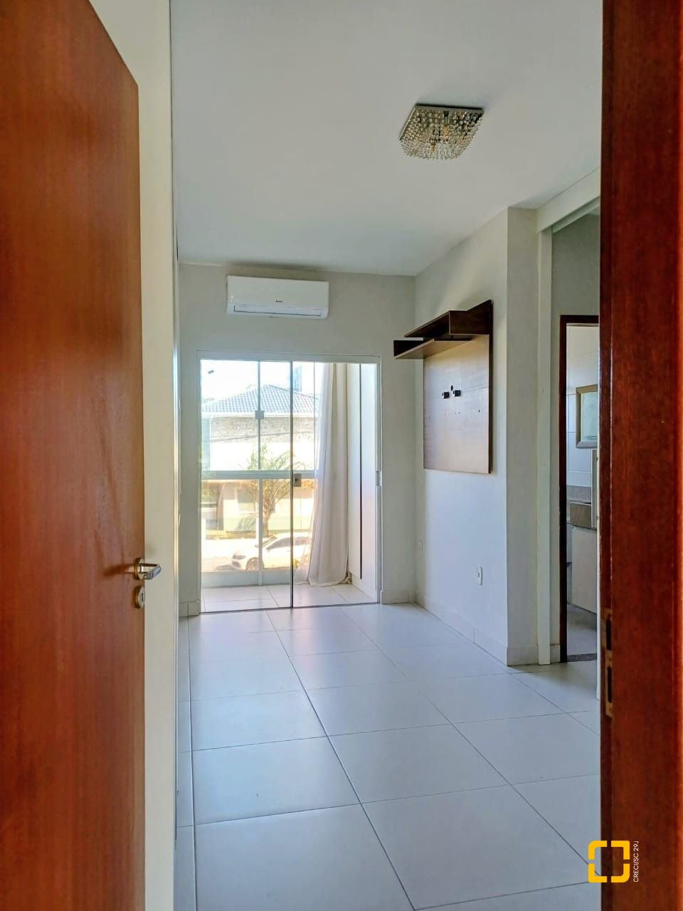 Casa com 97m², 4 quartos (sendo 2 suítes), 2 garagens, no bairro Rio Vermelho em Florianópolis