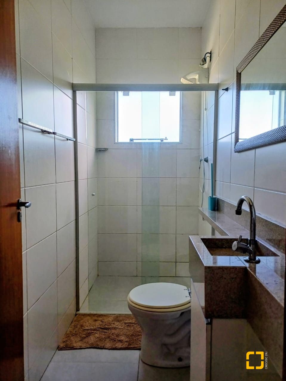 Casa com 97m², 4 quartos (sendo 2 suítes), 2 garagens, no bairro Rio Vermelho em Florianópolis