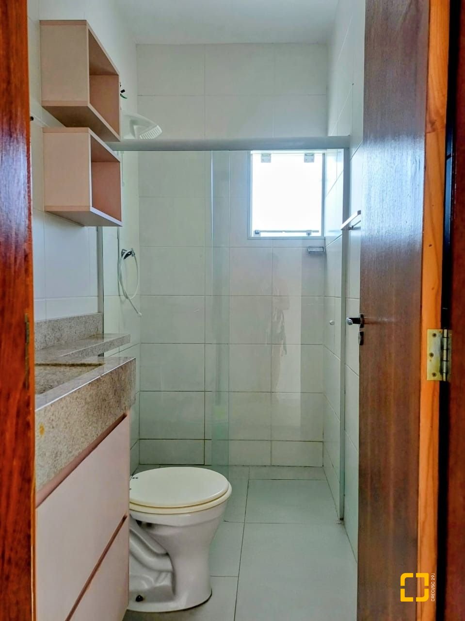 Casa com 97m², 4 quartos (sendo 2 suítes), 2 garagens, no bairro Rio Vermelho em Florianópolis